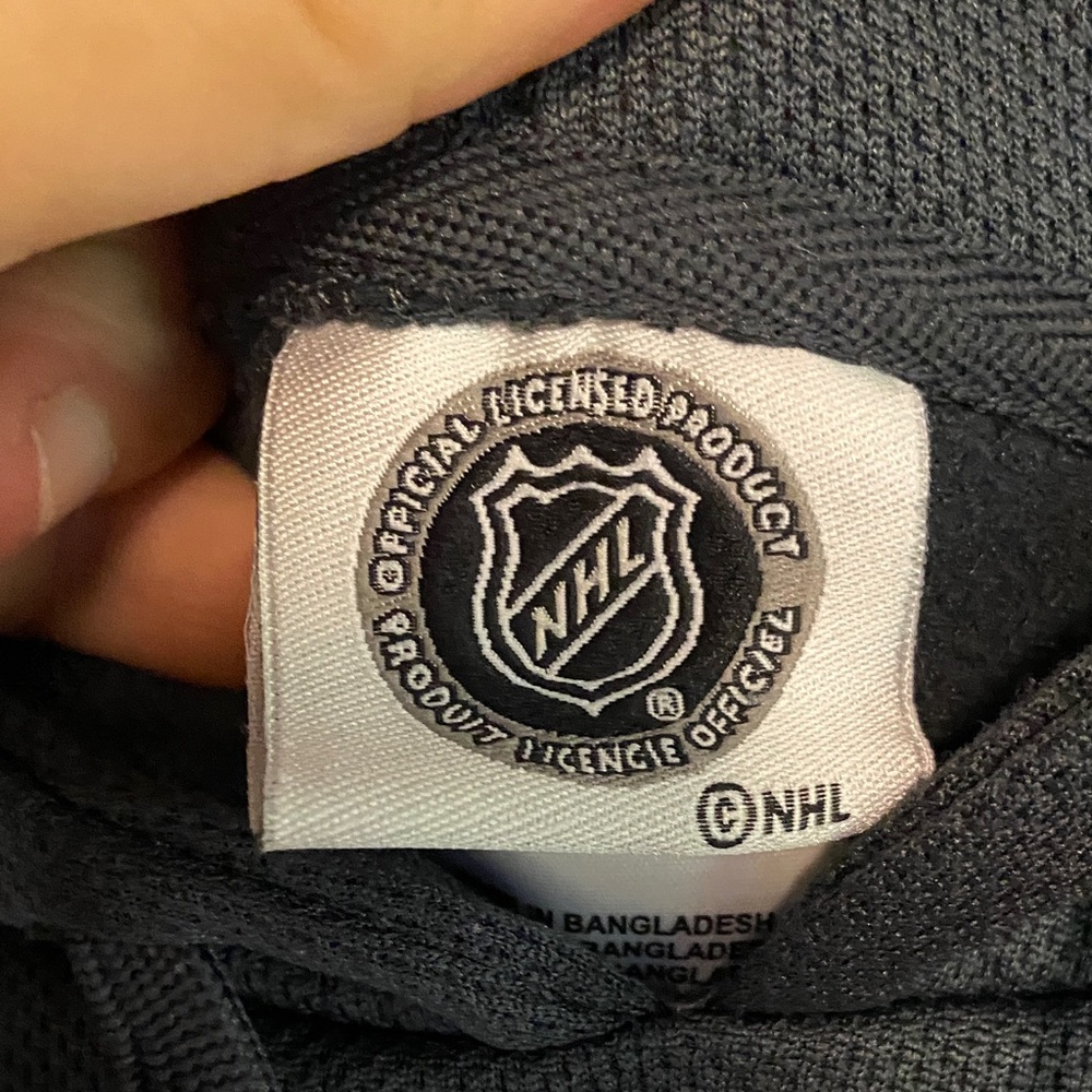 NHL Rangers Black Hoodie Sweater - Picture 3 of 5